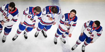 Trump Lauds US Hockey Gold