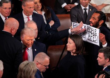 Al Green Escorted Out After Protest During Trump Address