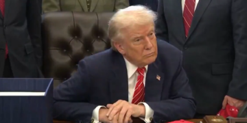 Trump Offers Federal Help After Savannah Guthrie’s Mother Vanishes