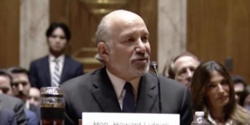 Chris Van Hollen, Chris Coons Press Howard Lutnick About New Epstein Files Revelations