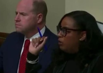 Democrat Lawmaker Facing Federal Assault Charges Asks ICE Director If He’s ‘Going To Hell’