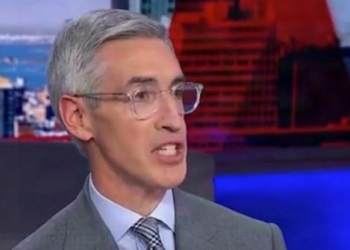 Ex-Democrat Strategist Explains Why Potential 2028 Rivals In Party Not ‘Attacking’ Harris