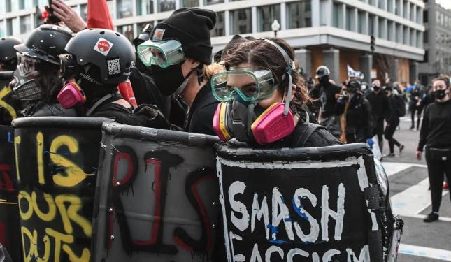 Fed Judge Declares Mistrial In ICE Facility Attack Case Over ‘Politically Charged’ Shirt