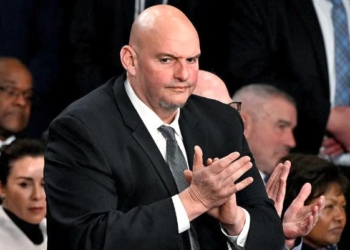 Fetterman Calls Out Democrats For Disrespectful Behavior During Trump SOTU