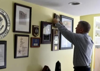 Former NSA Officer Passes Away From Unknown Causes, Reported Symptoms Later Linked To ‘Havana Syndrome’