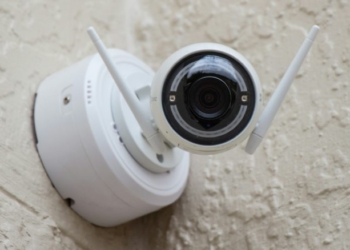 Involuntary Porn Stars: Man Logs On To X-Rated Internet, Finds Him And His Girlfriend In Video