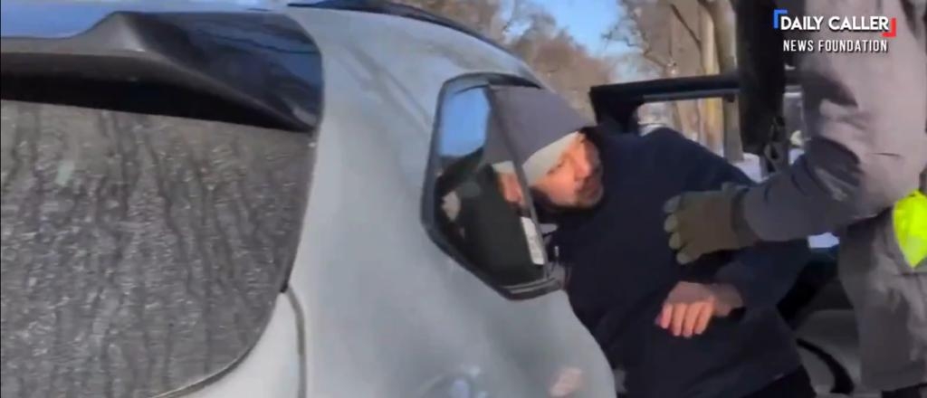 Masked Anti-ICE Thugs Assault Reporter At Illegal Minneapolis Roadblock