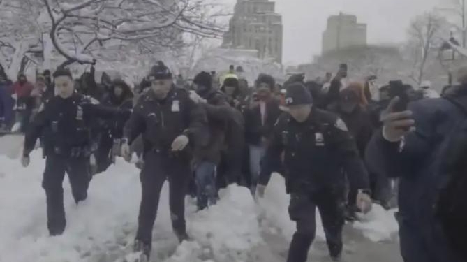 NYPD Responds To Park After Massive Snowball Fight Takes Place