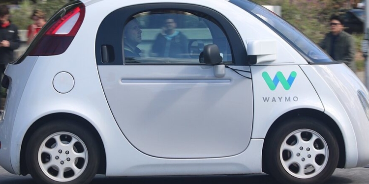 Self-Driving Cars In ‘Difficult Driving Situations’ Are Guided By Random Filipinos Overseas, Company Confirms