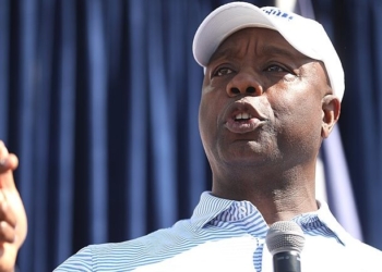 Tim Scott Rips Trump Over ‘Racist’ Meme Video Of Obamas — President Deletes It