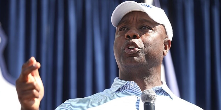 Tim Scott Rips Trump Over ‘Racist’ Meme Video Of Obamas — President Deletes It