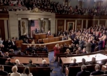 Trump Asks Congress To Stand If Their Duty Is To American Citizens: Guess Who Didn’t Stand?