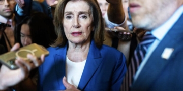 Trump Even Had Senator Warren Standing To Applaud This SOTU Policy Announcement