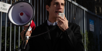 Schlossberg Defends Post About Second Lady