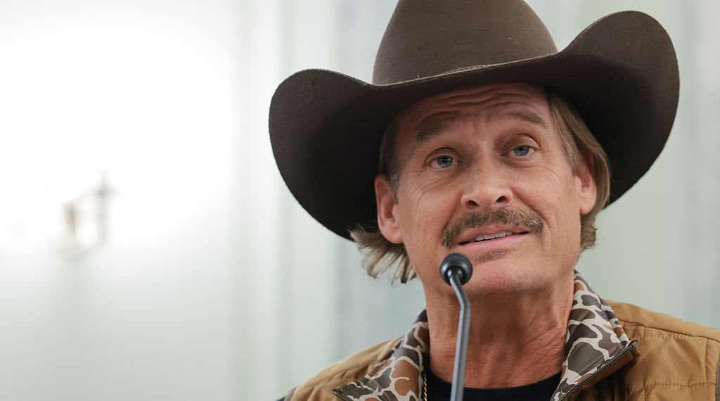 Are You Kidding? Army Investigating Helicopter Hovering By Kid Rock’s House