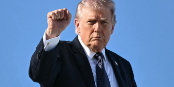 Trump Dismisses Khamenei’s Son as ‘Lightweight’ Amid Succession Rumors