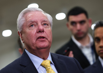 Graham Wants Marines to Seize Kharg Island Like ‘We Did Iowa Jima’