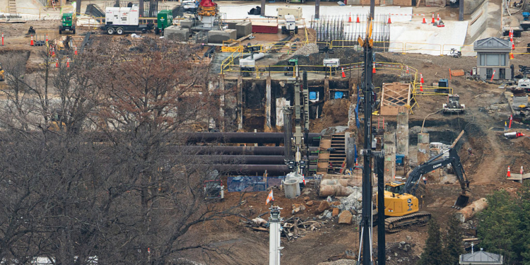 Fed Judge Halts Ballroom Construction 