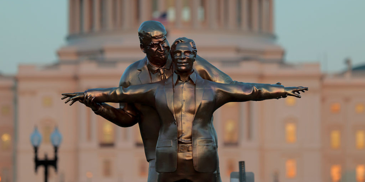 Trump, Epstein Satire Statue Erected in DC
