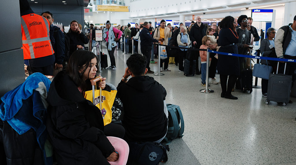 Airport Chaos: TSA Warns Of Massive Delays, Staffing Crisis That Could Lead To Closures