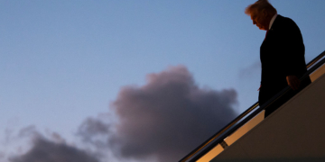 Airport Scare Before Trump Flight Sparks Brief Shutdown