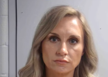 Texts Surface After Former Mayor’s Arrest