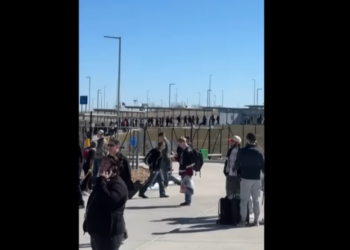 Airport Threat Prompts Evacuation in Kansas City