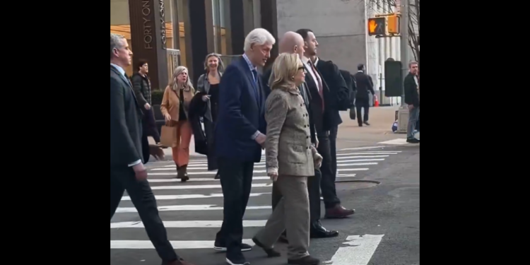 Awkward Street Moment Between Bill and Hillary Clinton Caught on Video