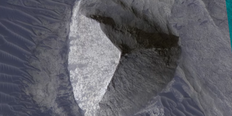 Mystery ‘Pyramid’ on Mars Sparks Debate Over Alien Origins