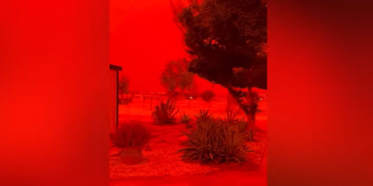 Watch: Blood-Red Skies Rattle Australia’s West Coast