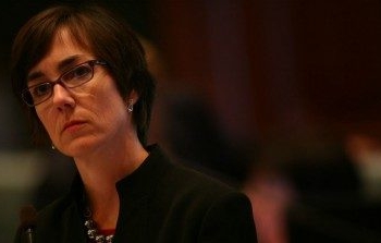 Blue-Haired Lesbian Lawmaker Tries To Stop Police From Solving Crimes