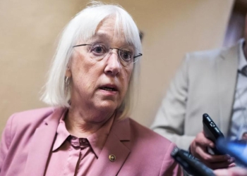 Democrats Tow The Party Line In Crucial Vote