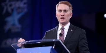 EXCLUSIVE: Sen. James Lankford Goes For Jugular Of Over $100,000,000,000 In Blue State Unemployment Fraud
