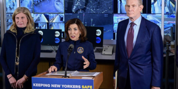 Feds Probe Hochul Aide, City Councilwoman Sister For Alleged Migrant Shelter Bribery Scheme