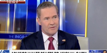 ‘It’s A Tough Question’: College-Age Waiter Presses UN Ambassador Mike Waltz On Necessity Of Iran Strikes