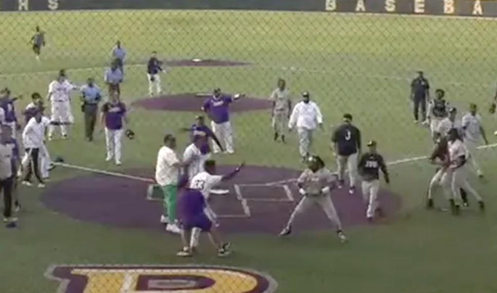 Large Fight Breaks Out During College Baseball Game