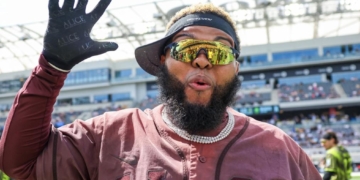 Male Comedian’s Erika Kirk Impersonation Draws Outrage