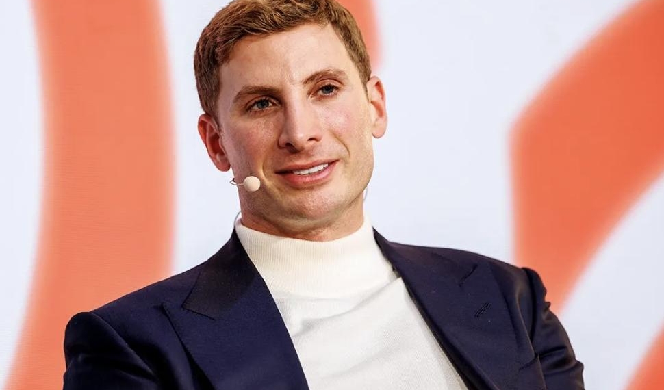 Newspaper Issues Multiple Corrections On Trump Initiative