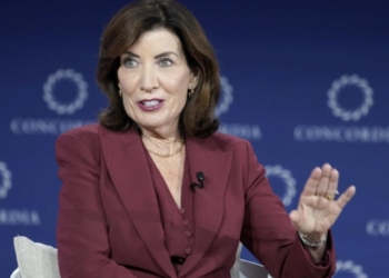 NY Governor Asks Wealthy Former Residents To Return