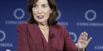 NY Governor Asks Wealthy Former Residents To Return