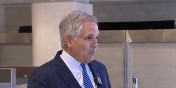 Soros DA Again Threatens To Put Cuffs On ICE Agents