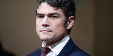 Trump Comments On Kent Resignation