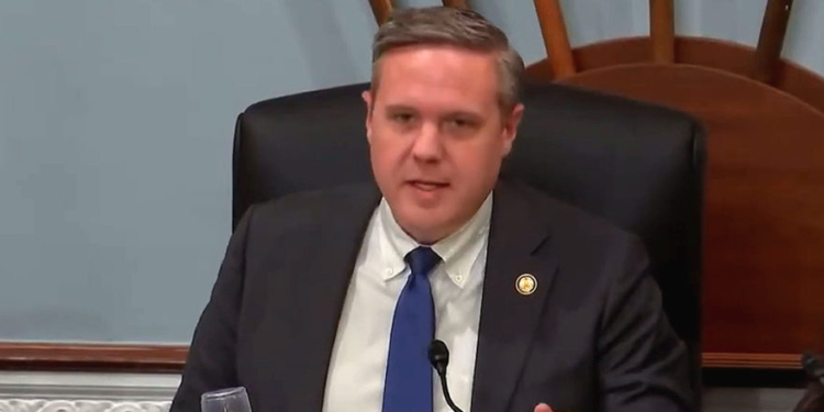 Trump Reendorses ‘RINO’ Congressman He Unendorsed Less Than A Month Ago