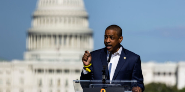 Former Virginia Lieutenant Governor Kills Wife, Self: Police