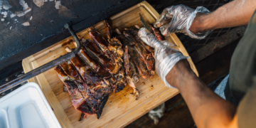 Popular BBQ Chain Abruptly Shuts Down Locations Nationwide Amid Bankruptcy Turmoil