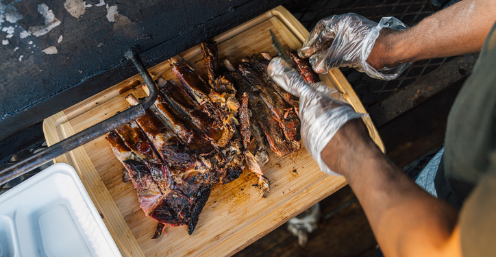 Popular BBQ Chain Abruptly Shuts Down Locations Nationwide Amid Bankruptcy Turmoil