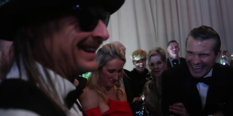 Hegseth Clears Kid Rock Fly-by Crews