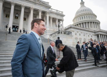 Swalwell Faces Complaints Alleging Nanny Worked Illegally Amid Campaign Fund Questions