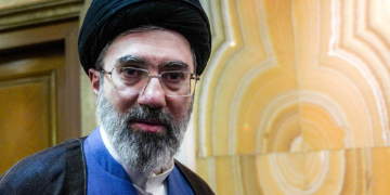 Iranian Leader: Americans In Persian Gulf Belong ‘At The Bottom Of Its Waters’