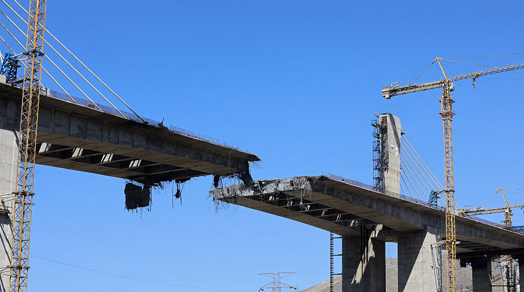 Trump Threatens to Strike Iran’s Infrastructure 